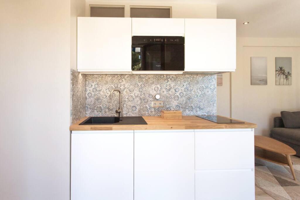 L36 Sea View Terrace 10Min Walking To Sea/Parking & Ac Apartment Ница Екстериор снимка